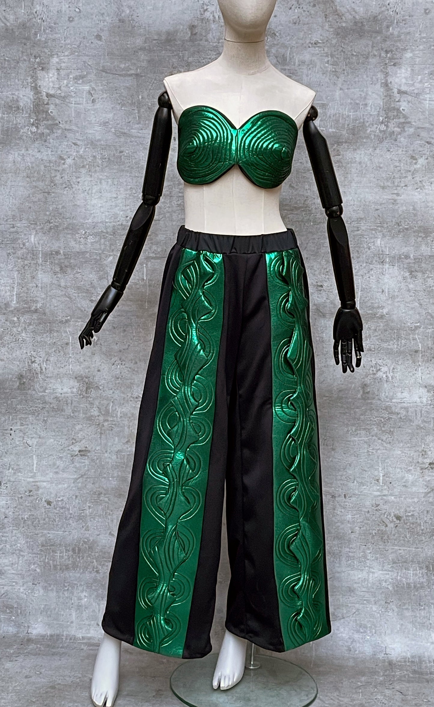 The Ornate Stride Pants